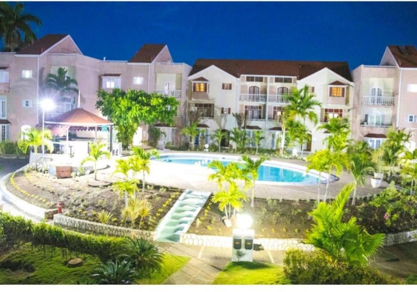Fisherman'S Point Beach-Front Condomania Ocho Rios Exterior foto