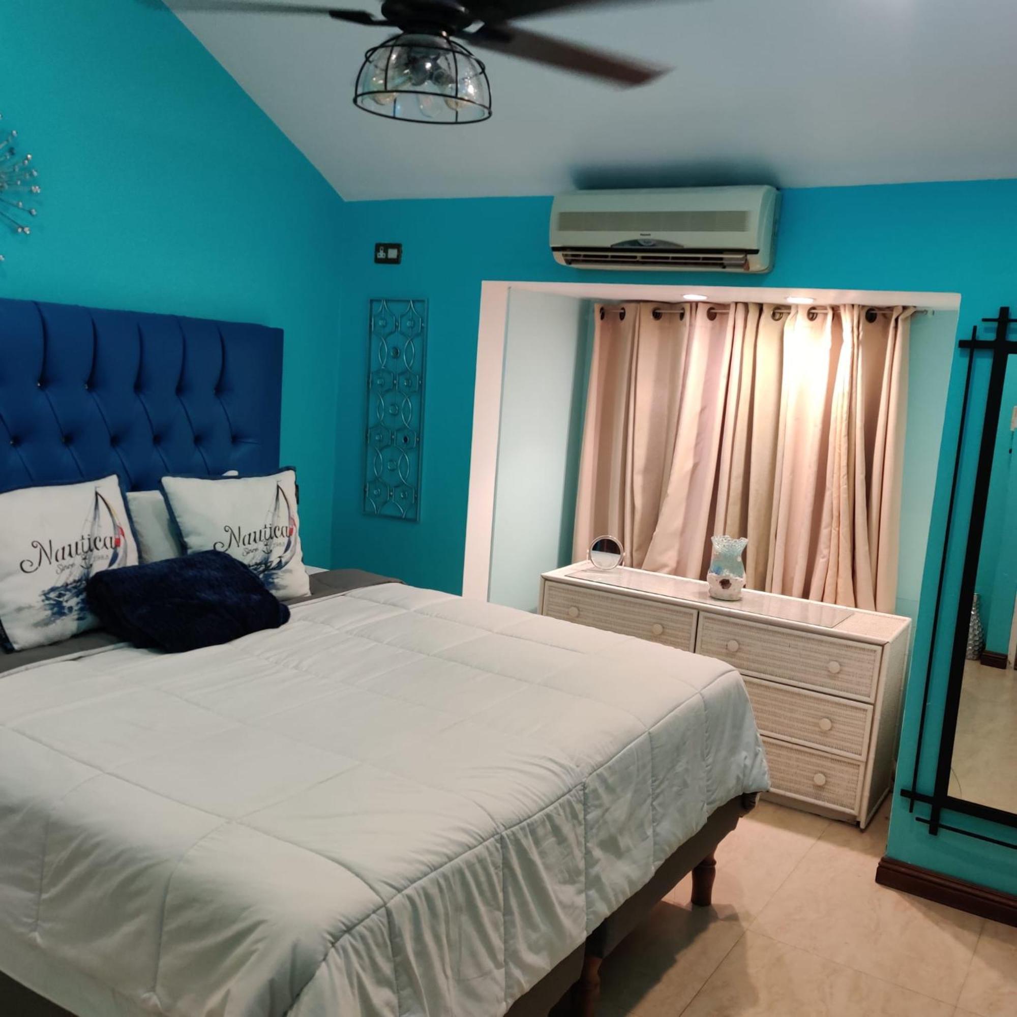Fisherman'S Point Beach-Front Condomania Ocho Rios Exterior foto