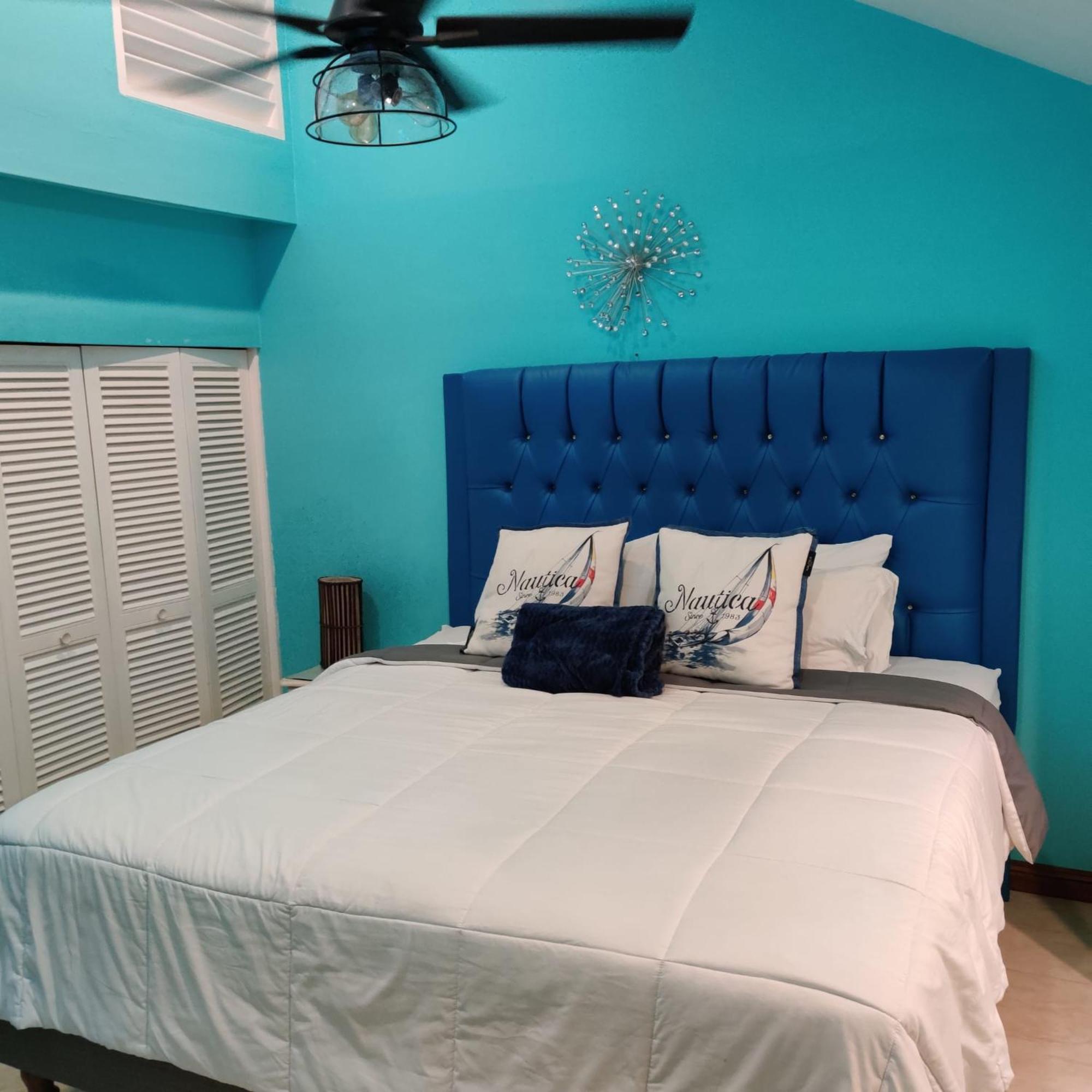 Fisherman'S Point Beach-Front Condomania Ocho Rios Exterior foto