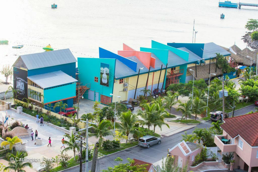 Fisherman'S Point Beach-Front Condomania Ocho Rios Exterior foto